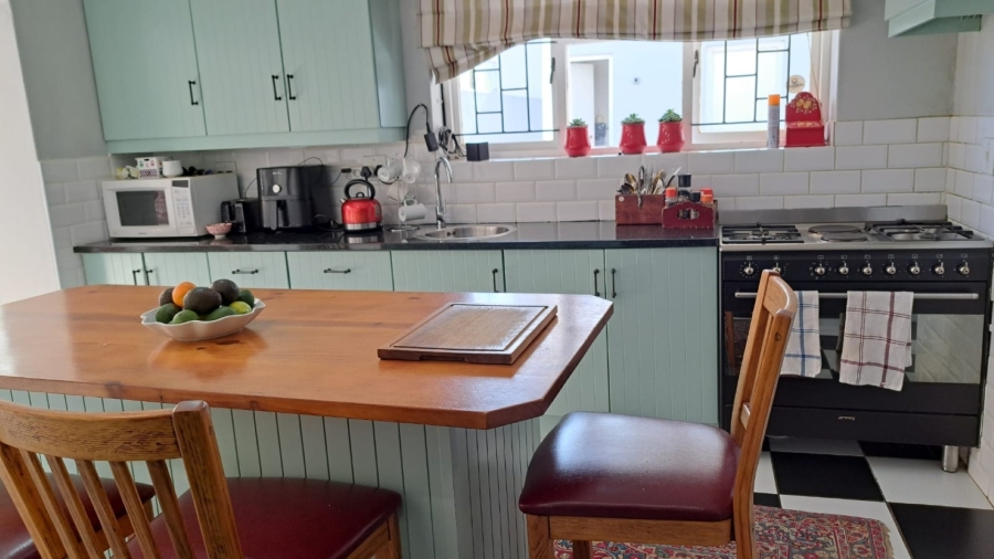 4 Bedroom Property for Sale in Caledon Western Cape
